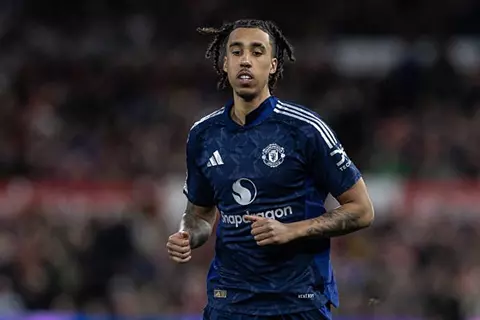 يورو يفتتح أهدافه مع مانشستر يونايتد (فيديو)